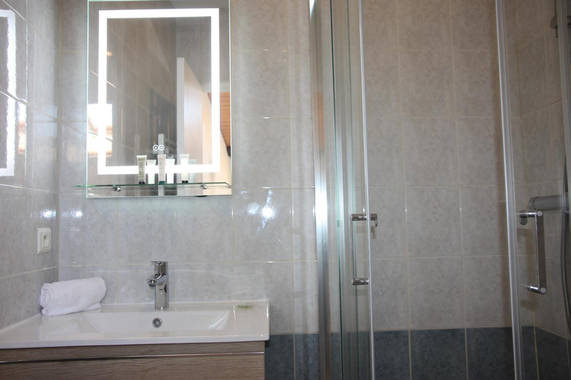 Resid'Spa Loire & Sevre - Appartement Rezé Εξωτερικό φωτογραφία
