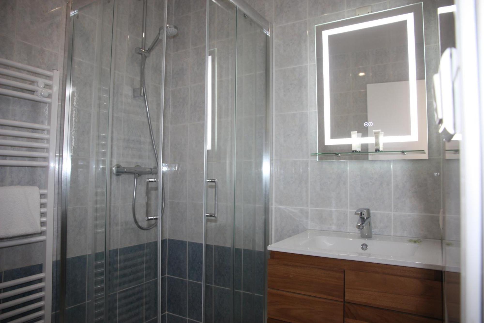 Resid'Spa Loire & Sevre - Appartement Rezé Εξωτερικό φωτογραφία